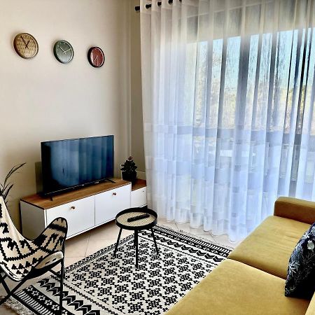 Cheerful 2-Bedroom Apartment In Golem Golem  Zewnętrze zdjęcie