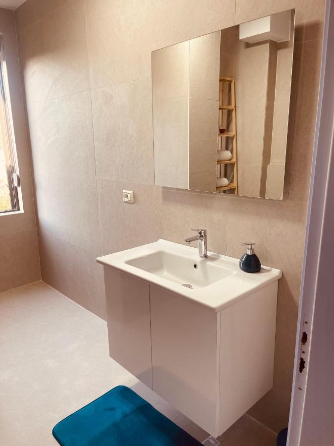 Cheerful 2-Bedroom Apartment In Golem Golem  Zewnętrze zdjęcie