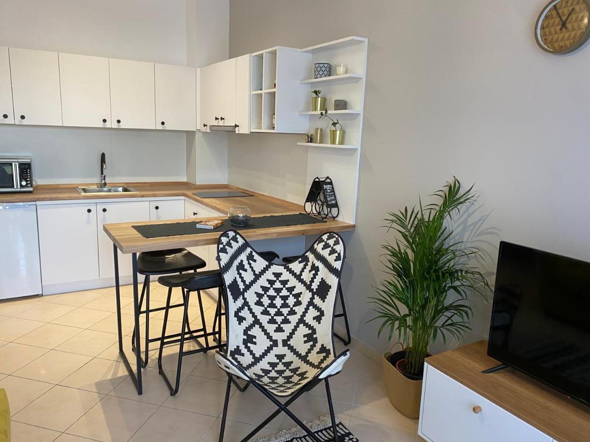 Cheerful 2-Bedroom Apartment In Golem Golem  Zewnętrze zdjęcie